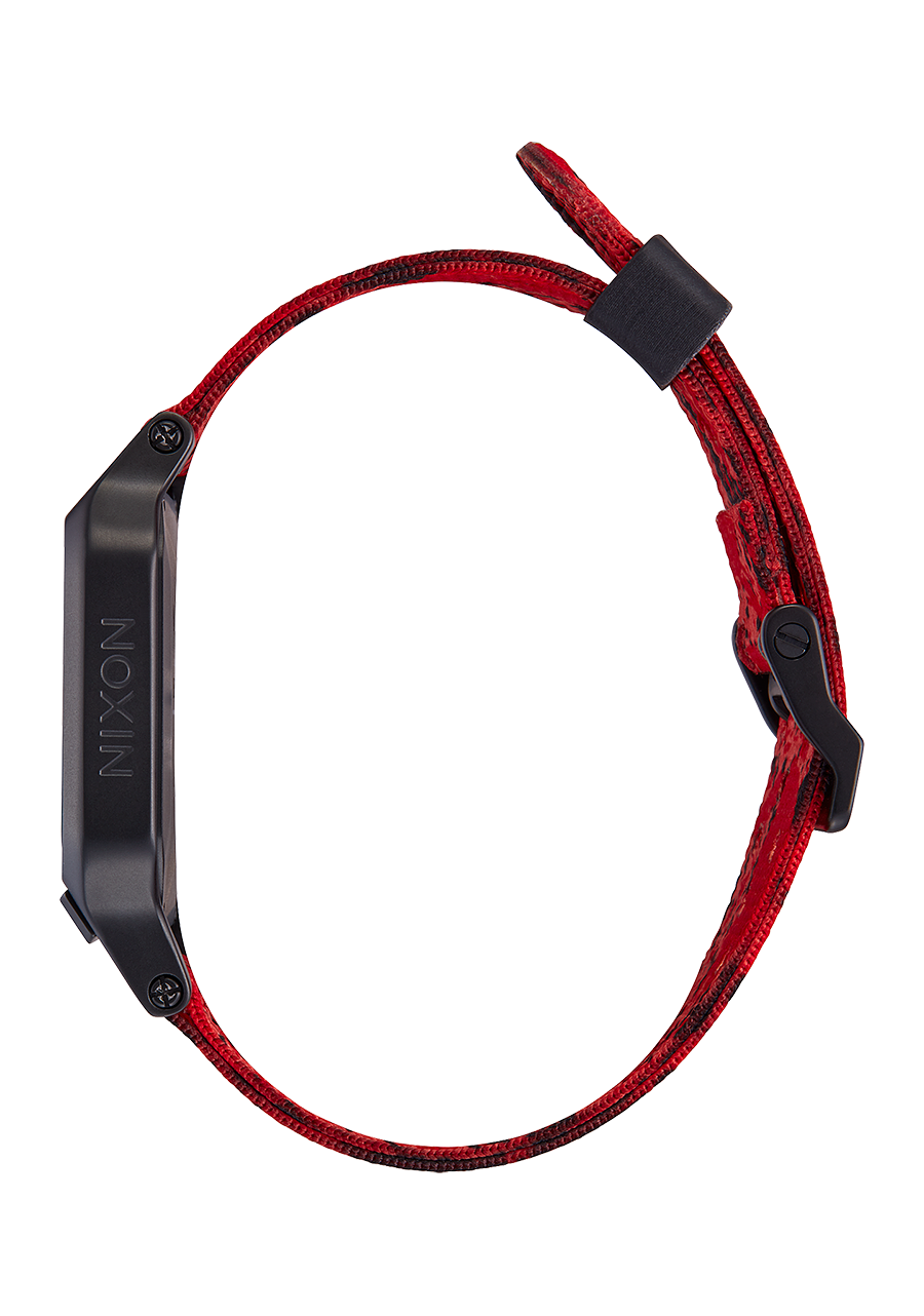 Heat - Black / Red View 2