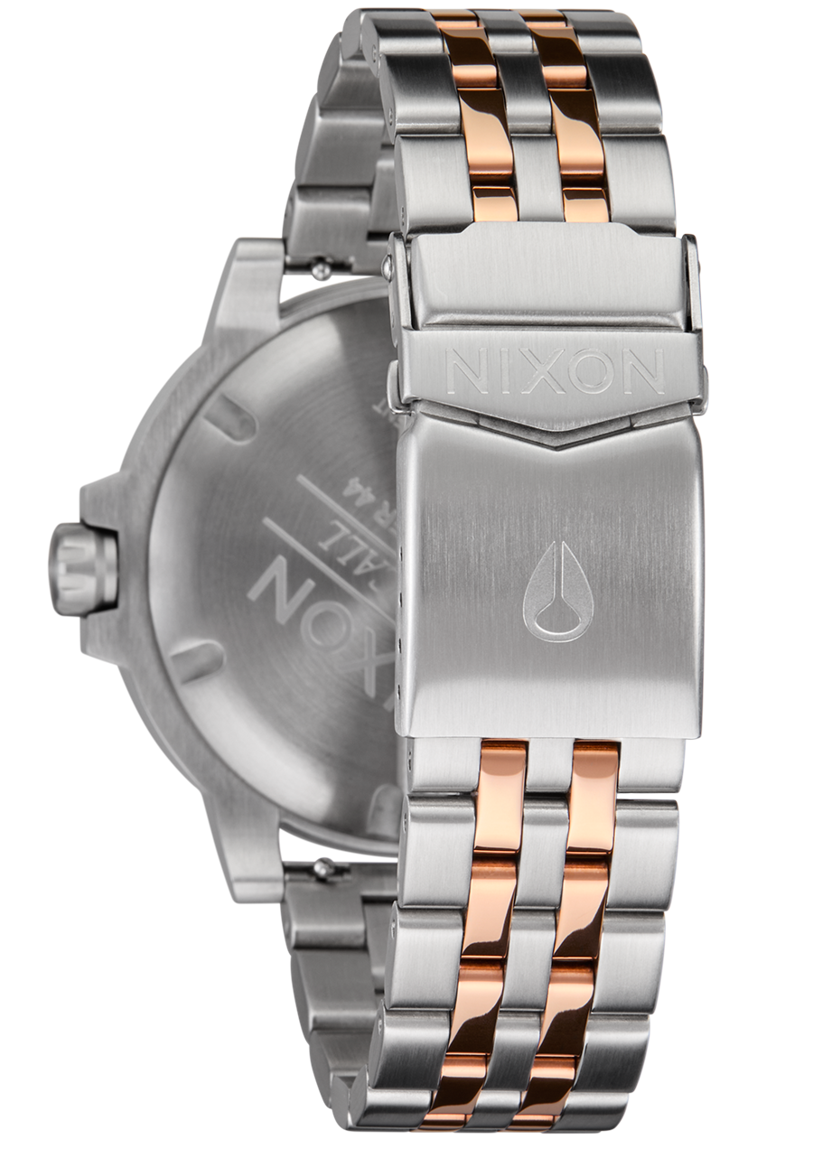 Stinger 44 - Silver / Coral View 4