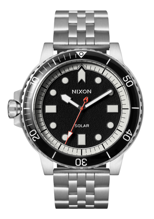 Nixon store dive watch